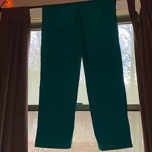 NEW 2 Pairs Hunter Green Medical Scrub Pants XS (sorry for the wrinkles)